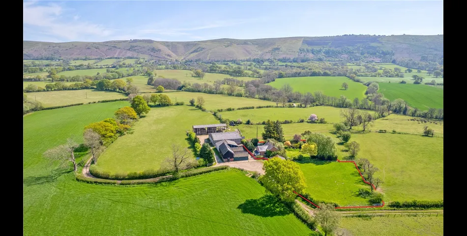 Four bedroom farmhouse in need of modernisation