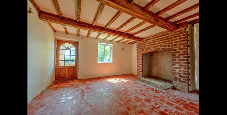Four bedroom farmhouse in need of modernisation