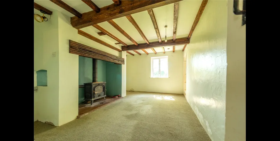 Four bedroom farmhouse in need of modernisation