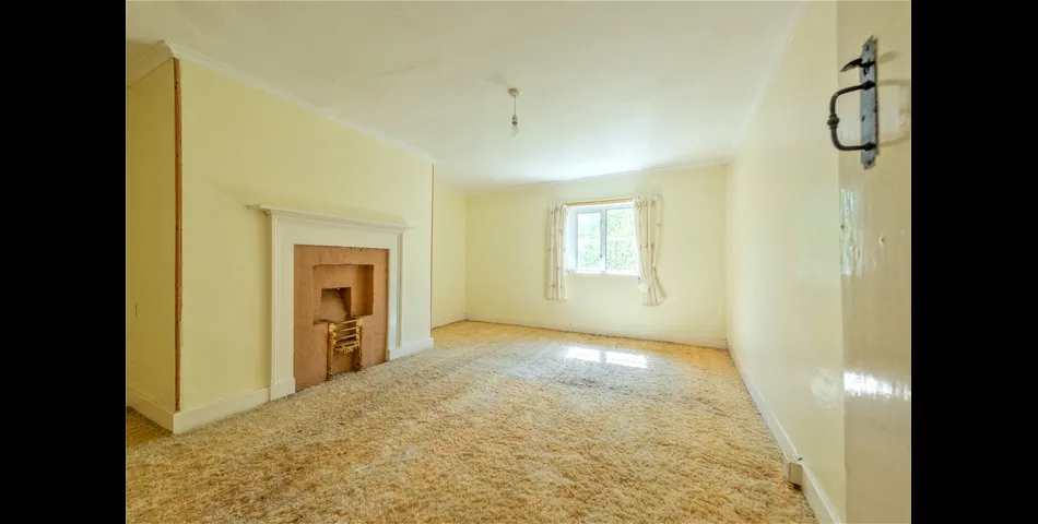 Four bedroom farmhouse in need of modernisation