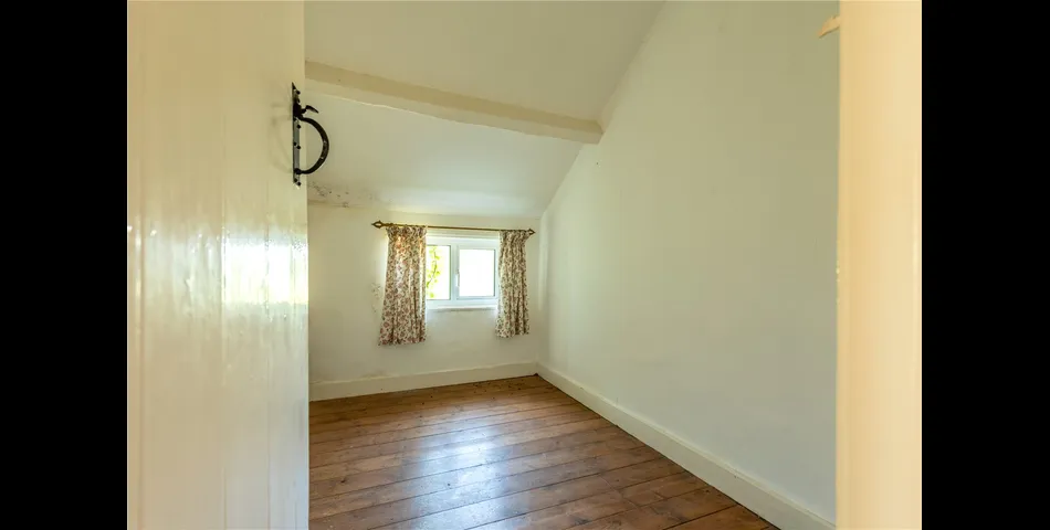 Four bedroom farmhouse in need of modernisation