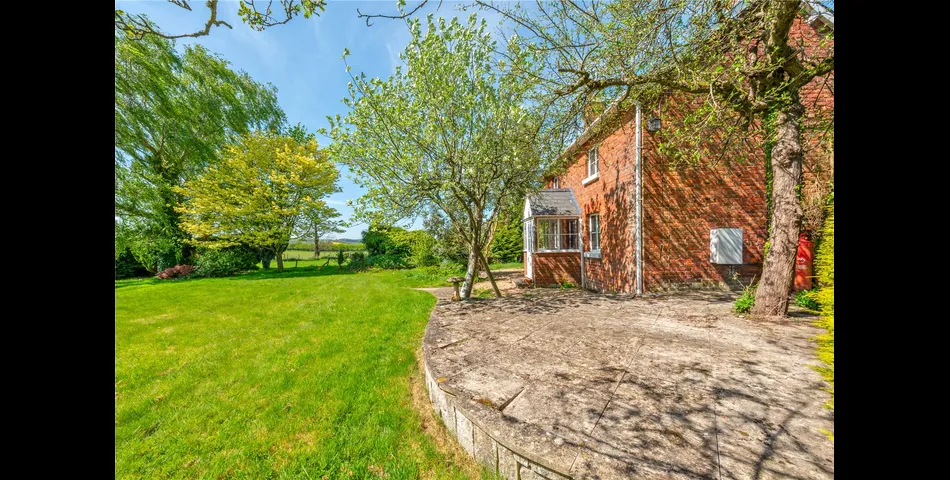 Four bedroom farmhouse in need of modernisation