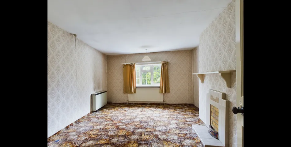 Three-Bedroom Semi Potential Building Plot In Need Of Refurbishment