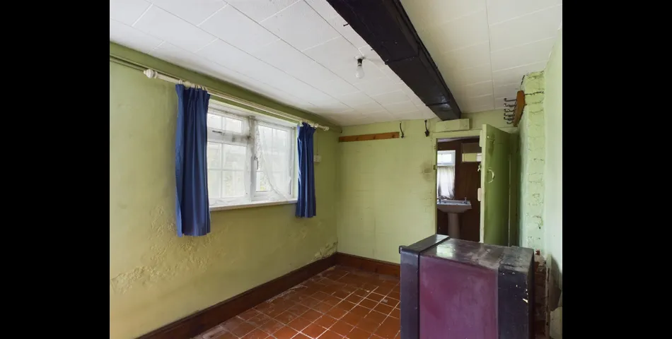 Three-Bedroom Semi Potential Building Plot In Need Of Refurbishment