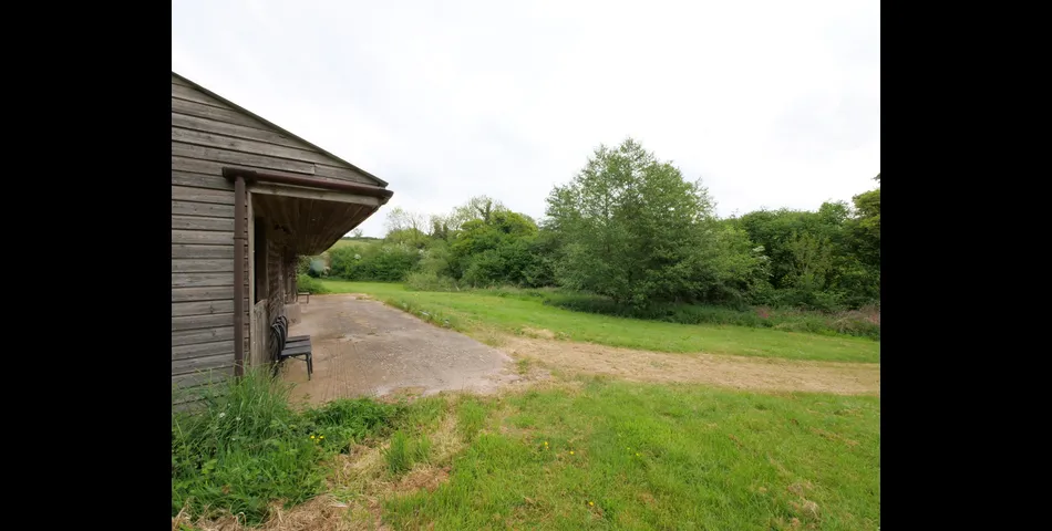 Primrose Barn, Littleton