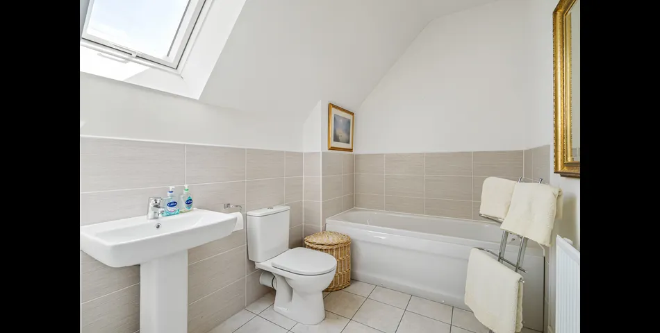 3 Blackberry Lane, Stratford-Upon-Avon, CV37 7ED