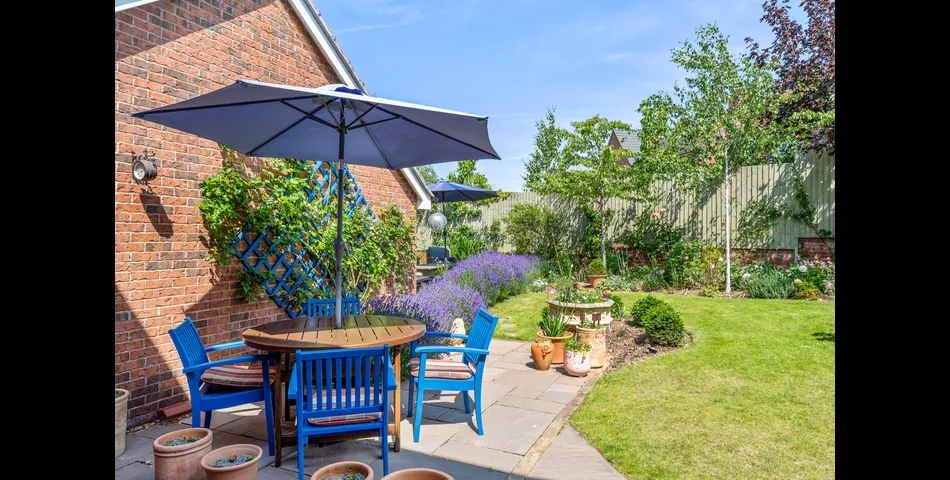 3 Blackberry Lane, Stratford-Upon-Avon, CV37 7ED