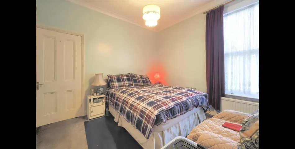 CHARMING 2 BEDROOM APARTMENT AVAILABLE IN LONDON