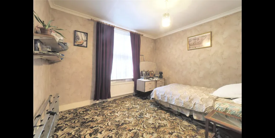 CHARMING 2 BEDROOM APARTMENT AVAILABLE IN LONDON