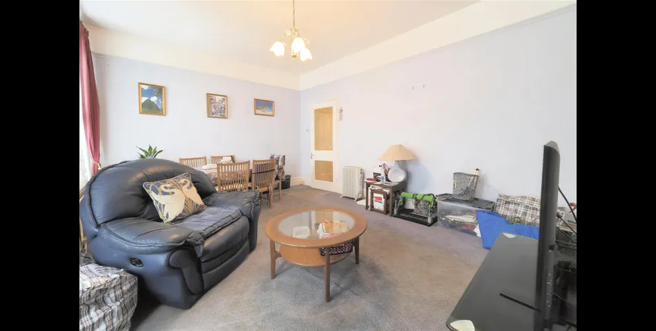 CHARMING 2 BEDROOM APARTMENT AVAILABLE IN LONDON