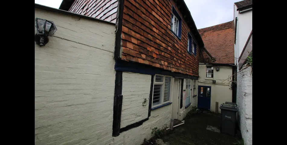 30 Salt Lane, Salisbury