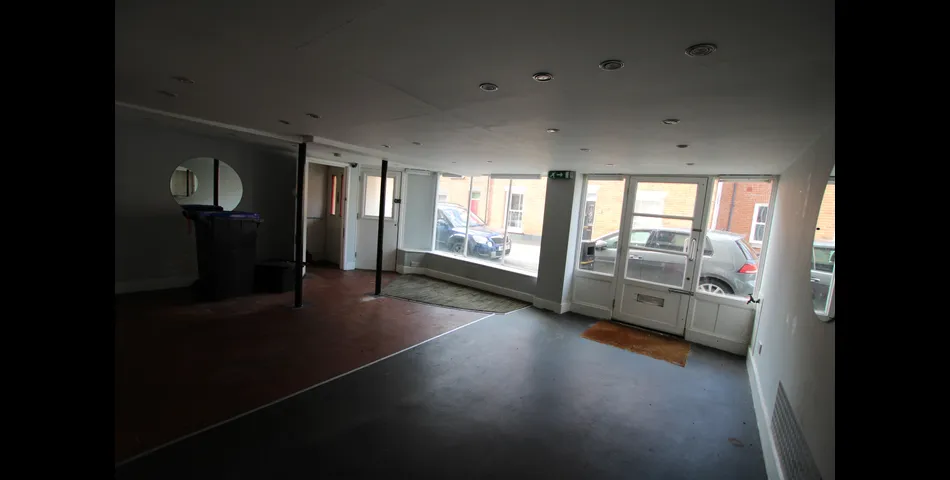 30 Salt Lane, Salisbury