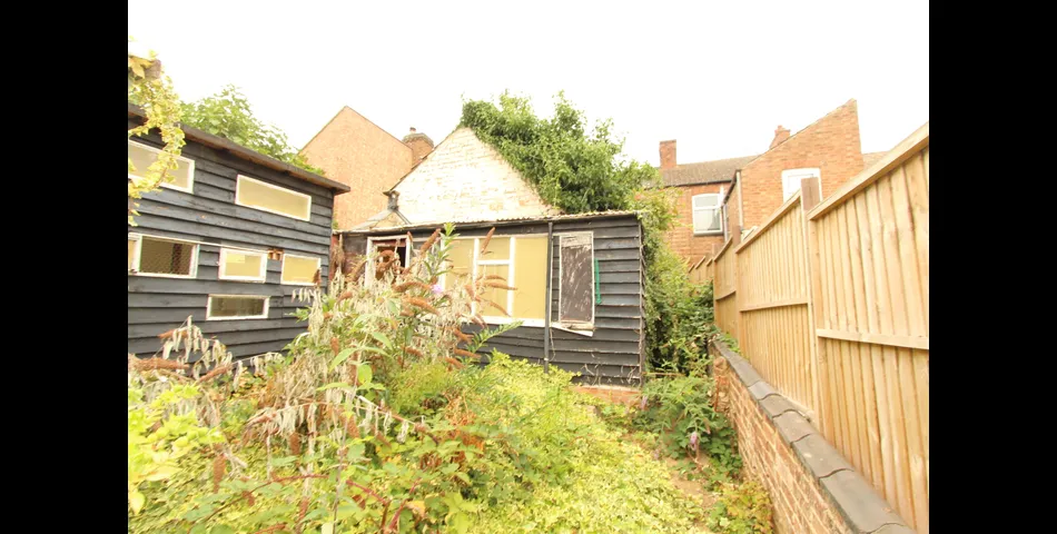 47 Park Road Wellingborough NN8 4QE