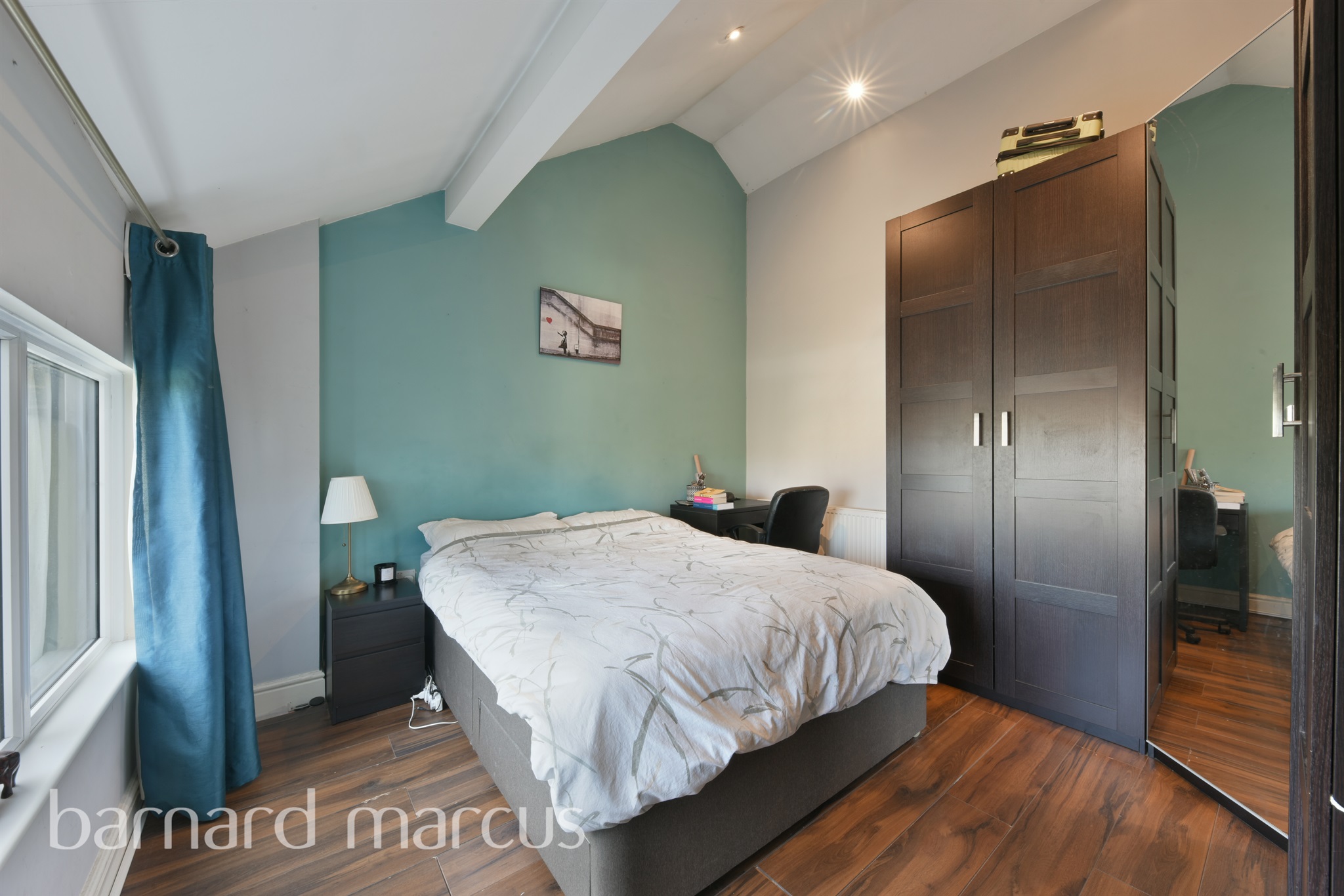 3 bed Ground Flat