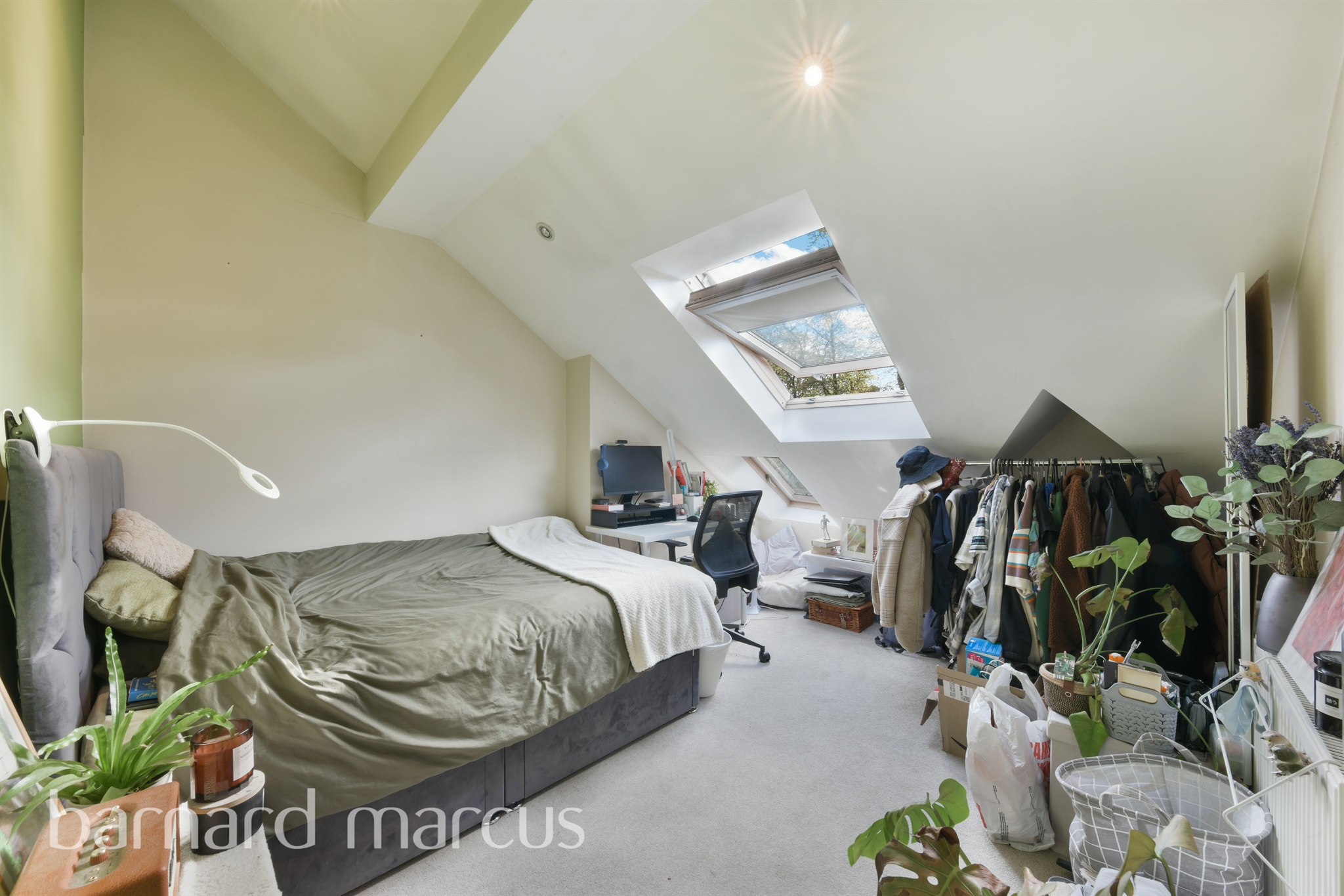 3 bed Ground Flat