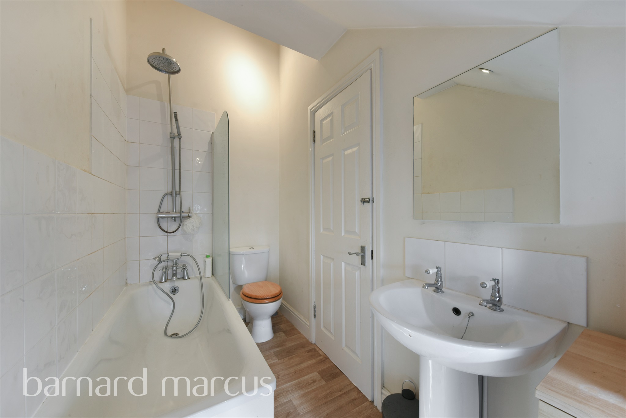 3 bed Ground Flat