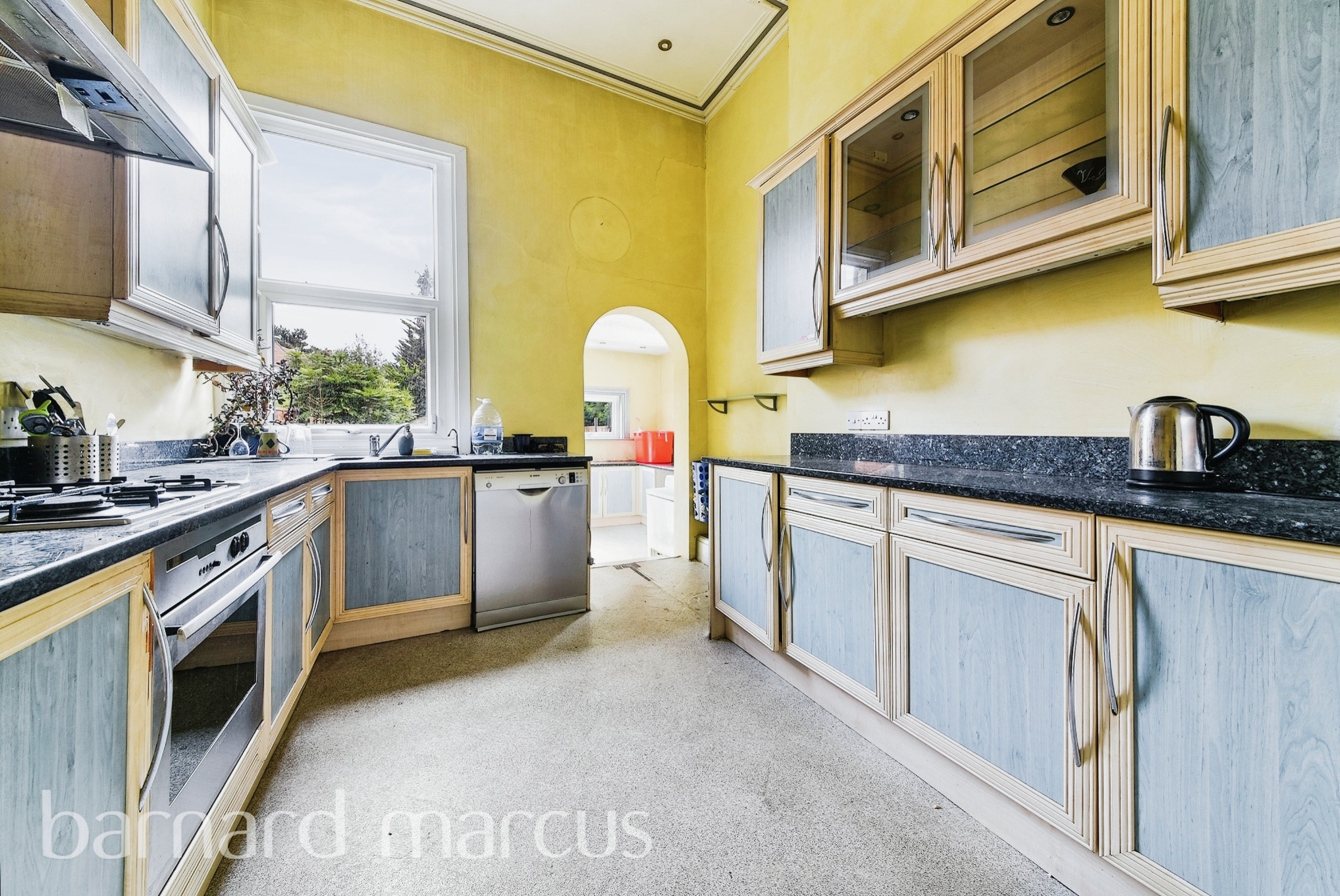 5 bed Semi-Detached