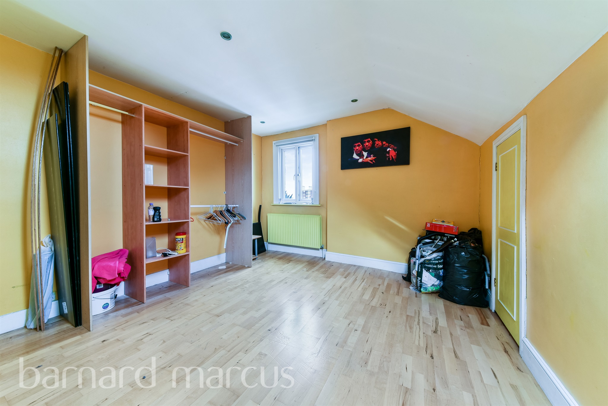 5 bed Semi-Detached