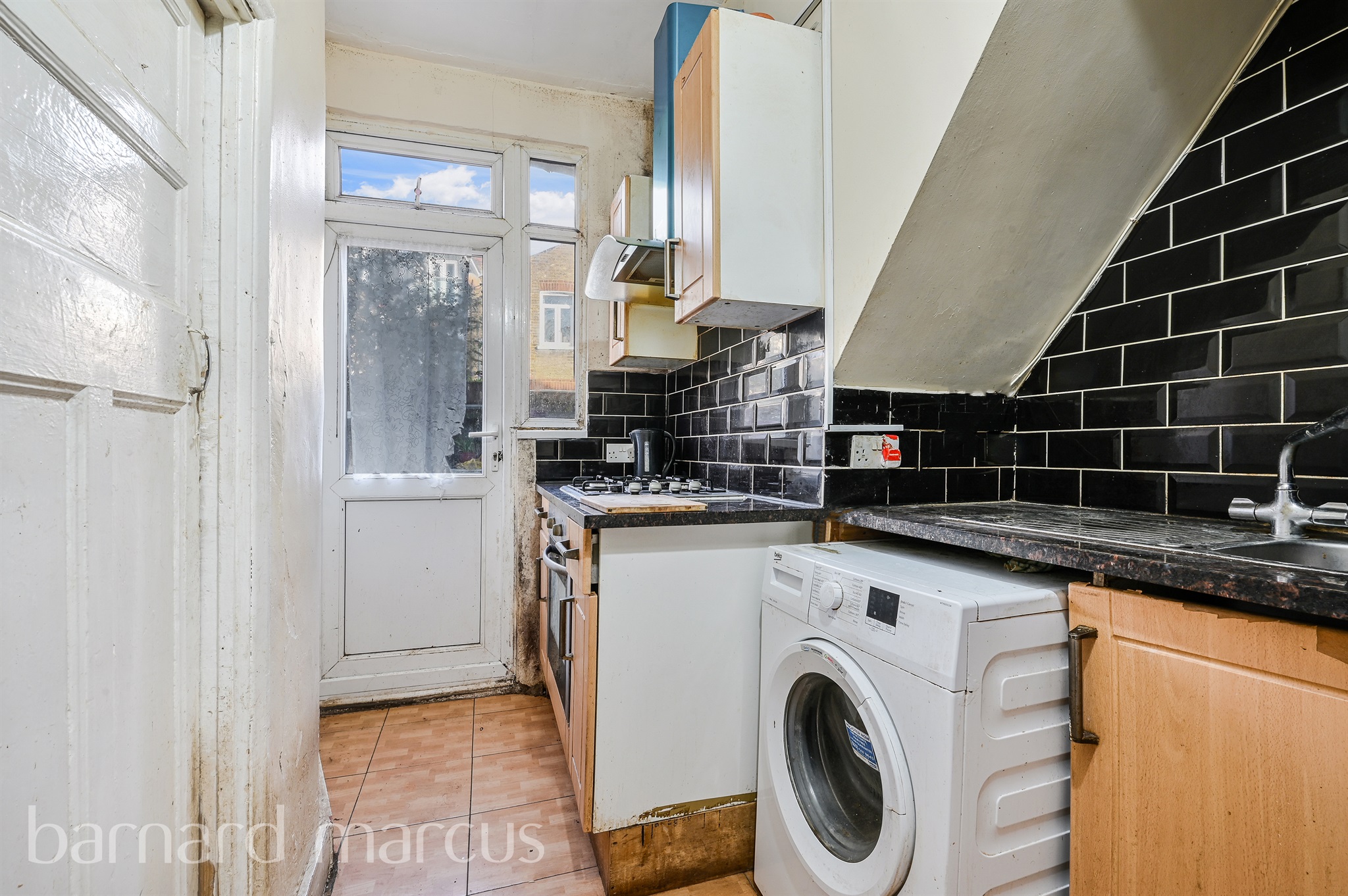 2 bed Maisonette