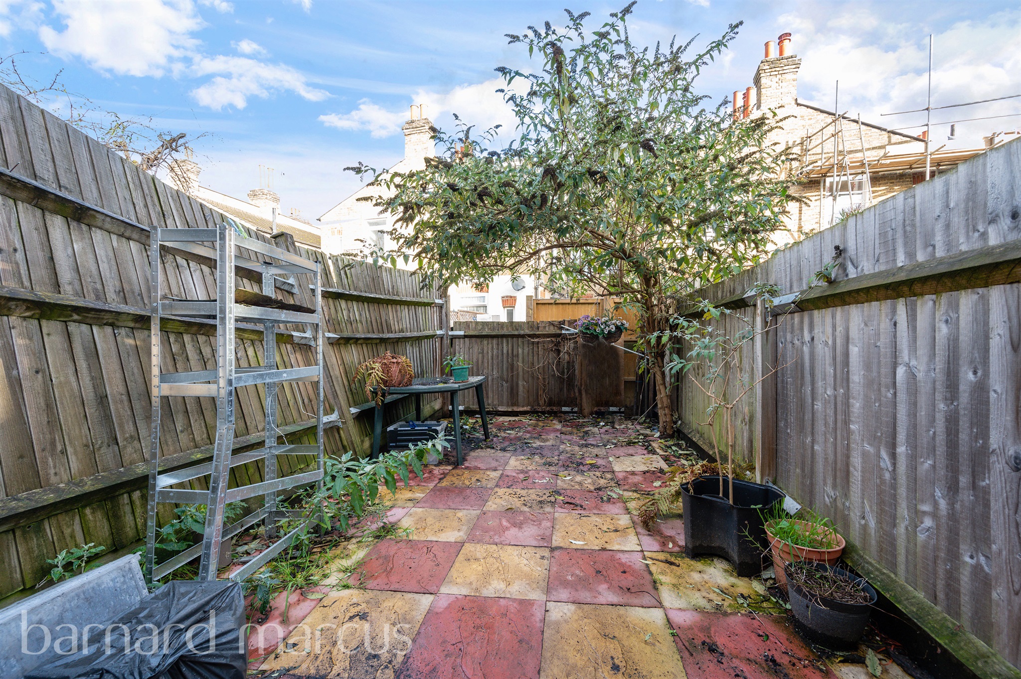 2 bed Maisonette