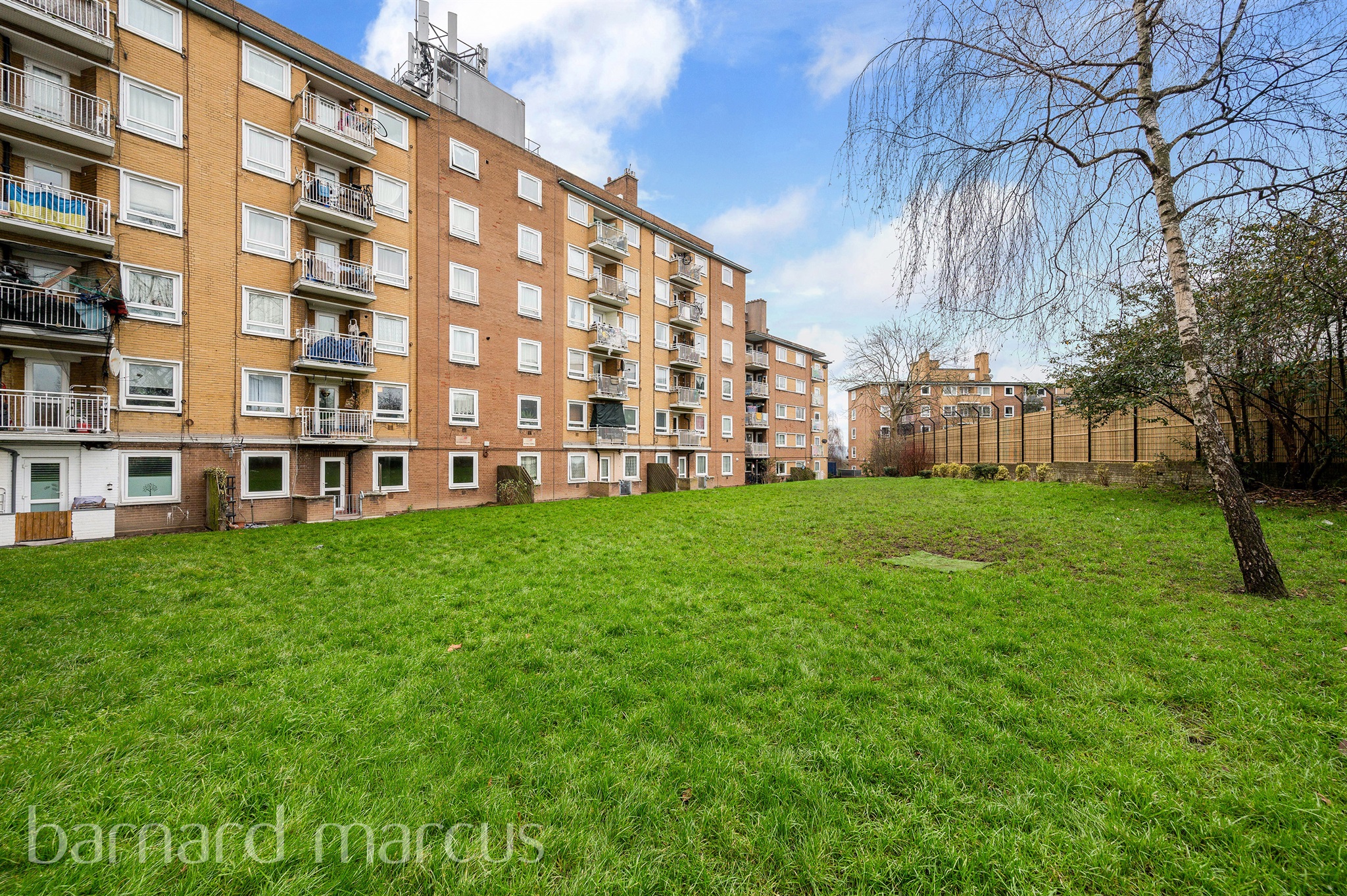 2 bed Ground Flat