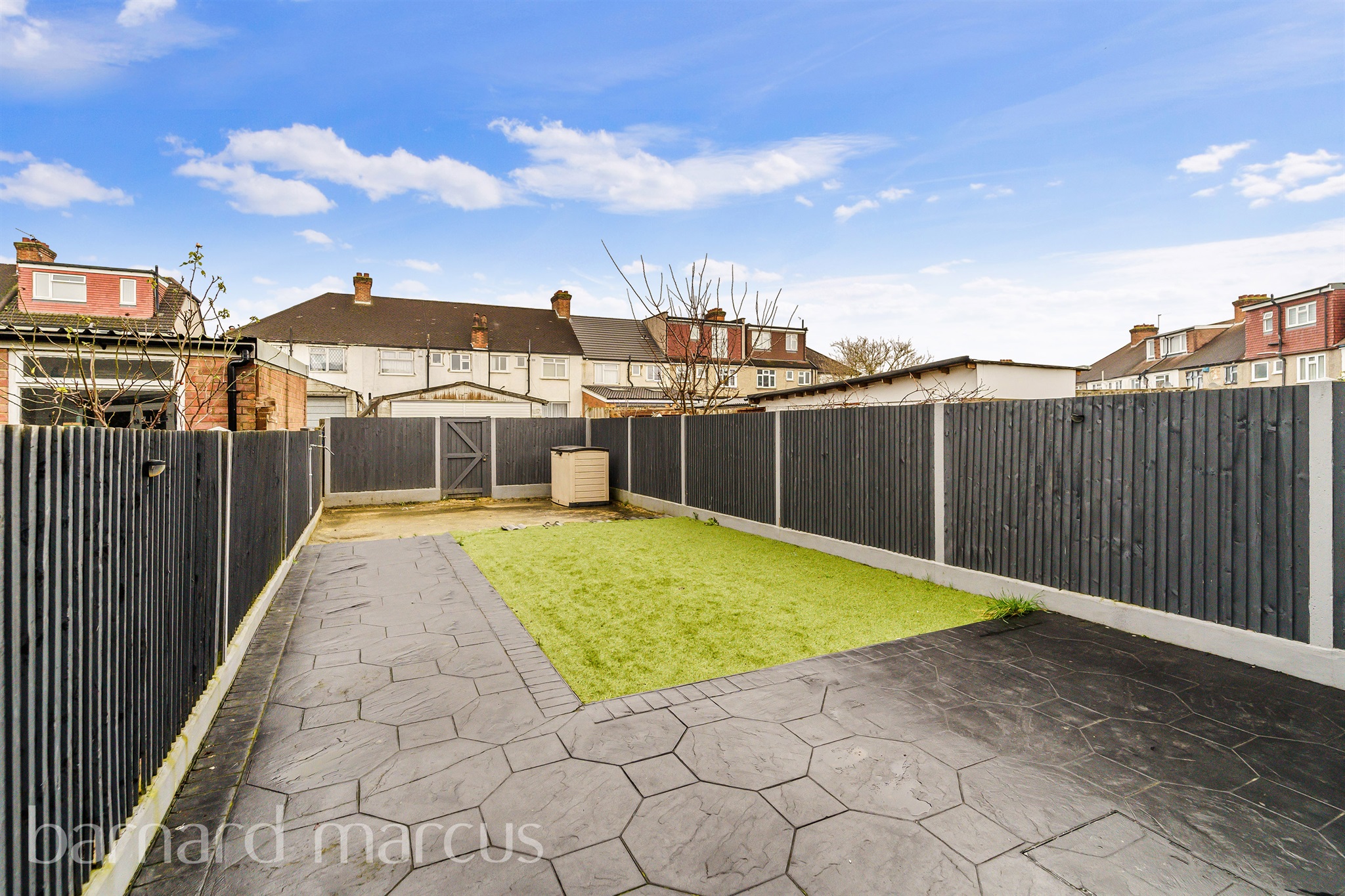 4 bed Terraced