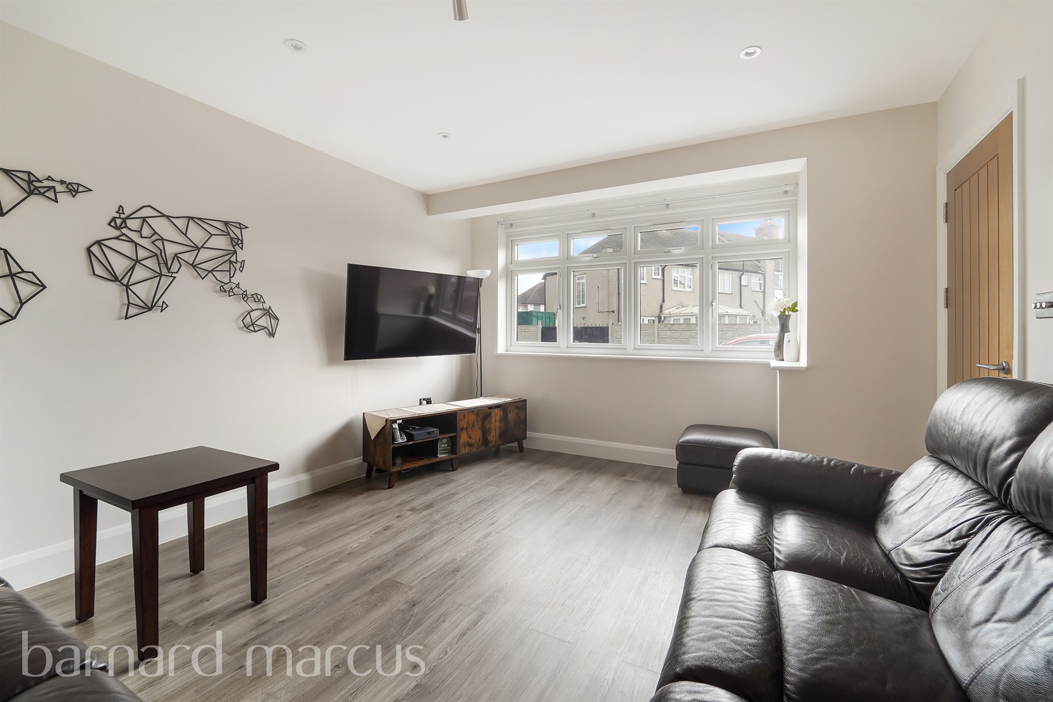 4 bed Terraced