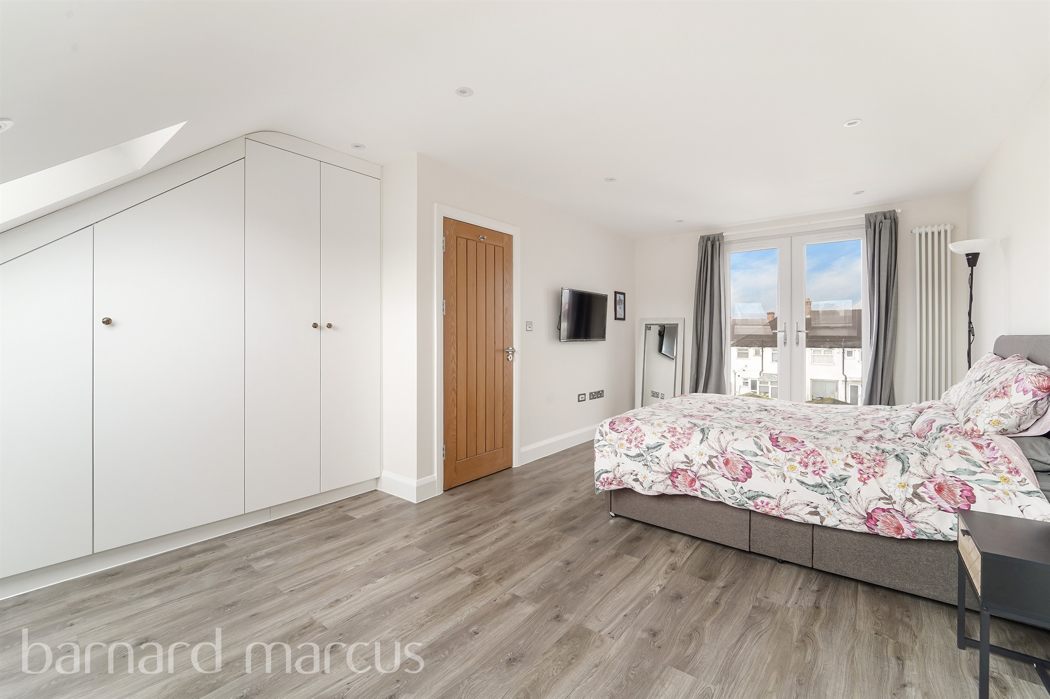 4 bed Terraced