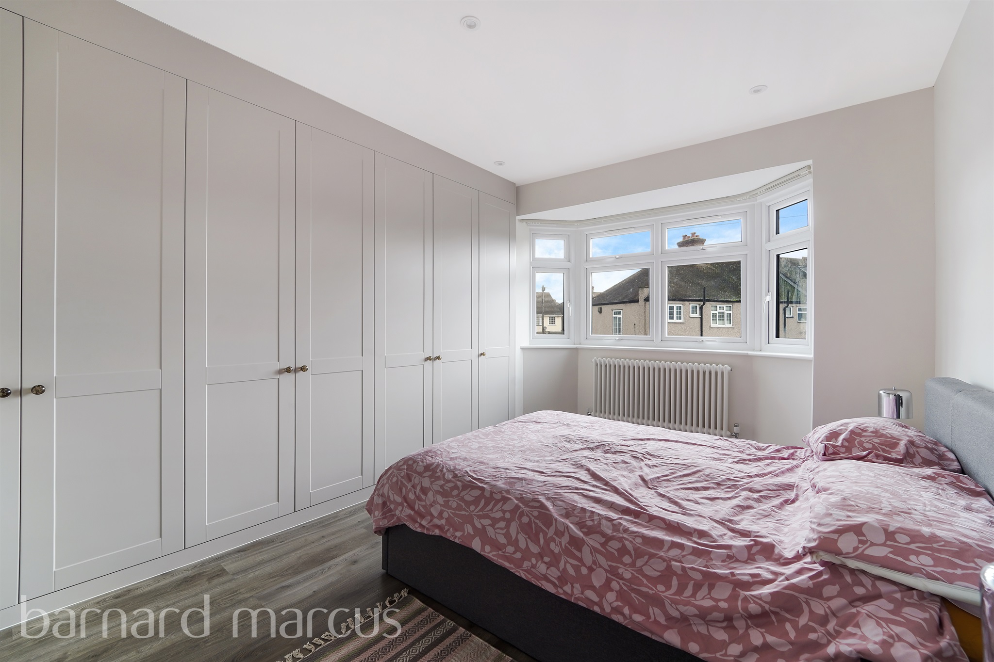 4 bed Terraced