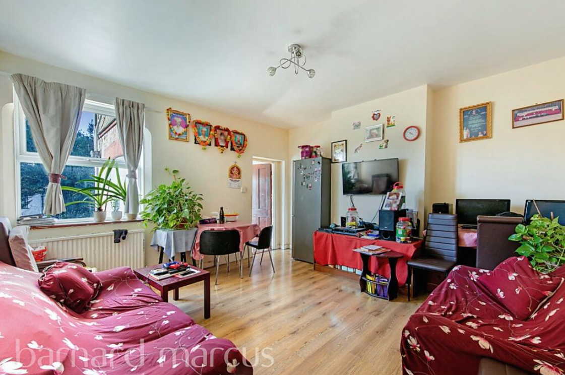 3 bed Maisonette