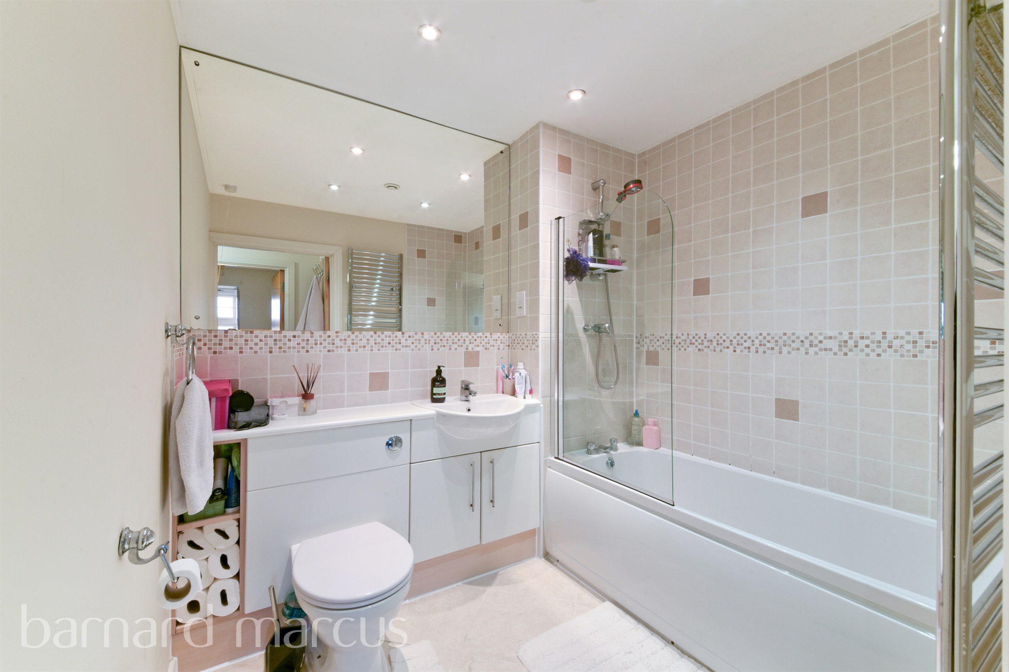 2 bed Apartment