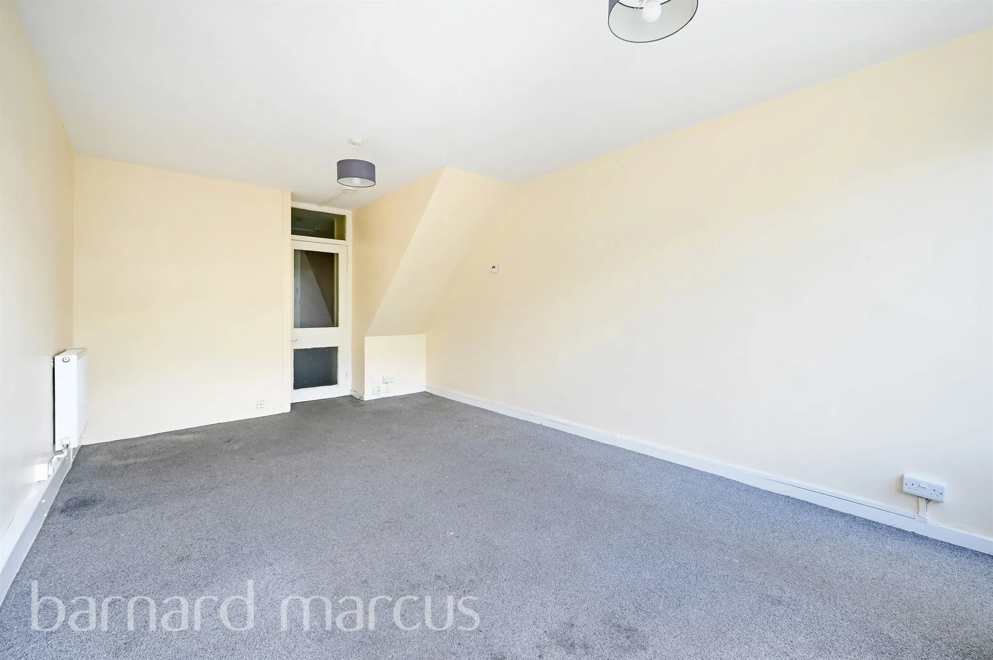 2 bed Maisonette