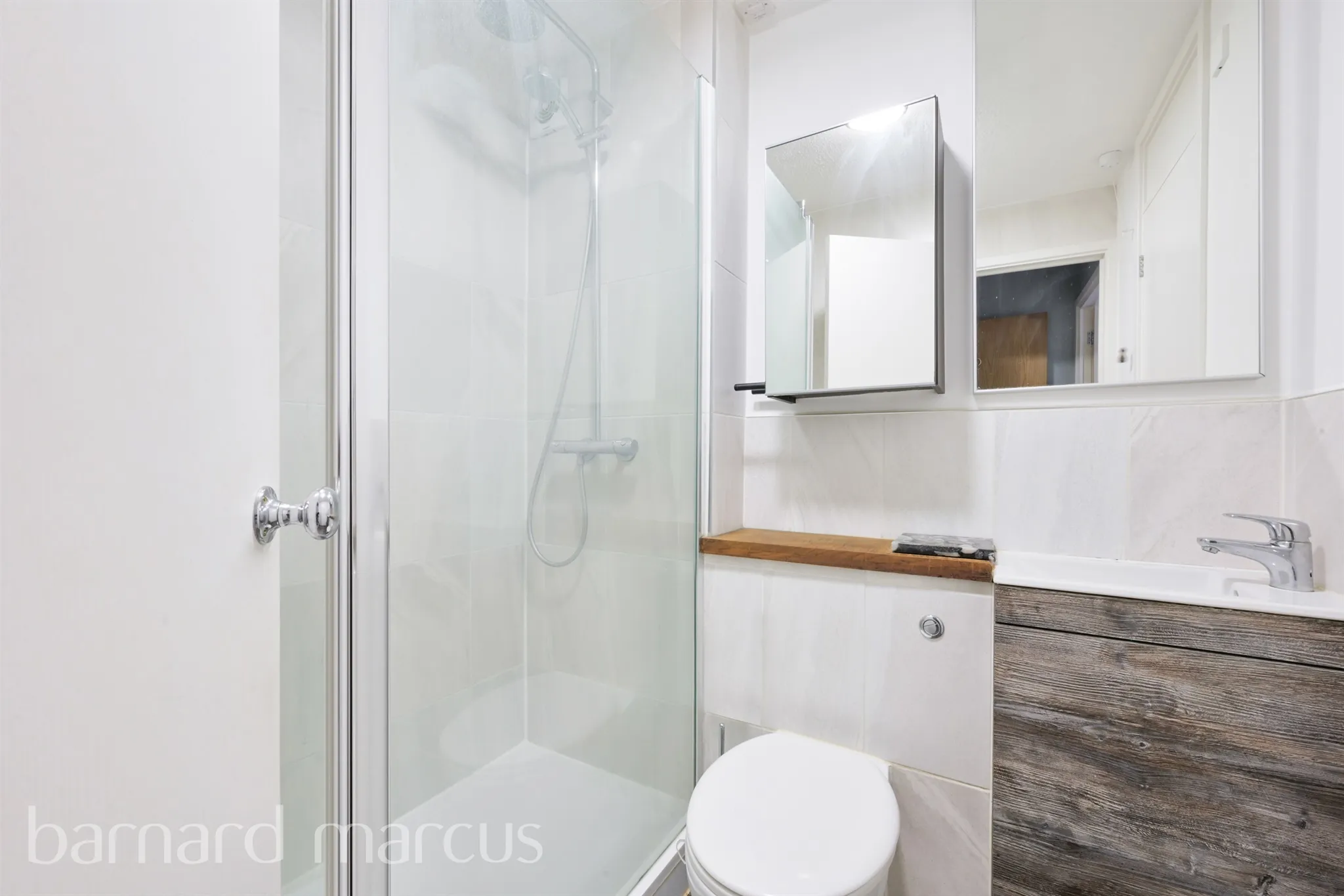 1 bed Ground Flat