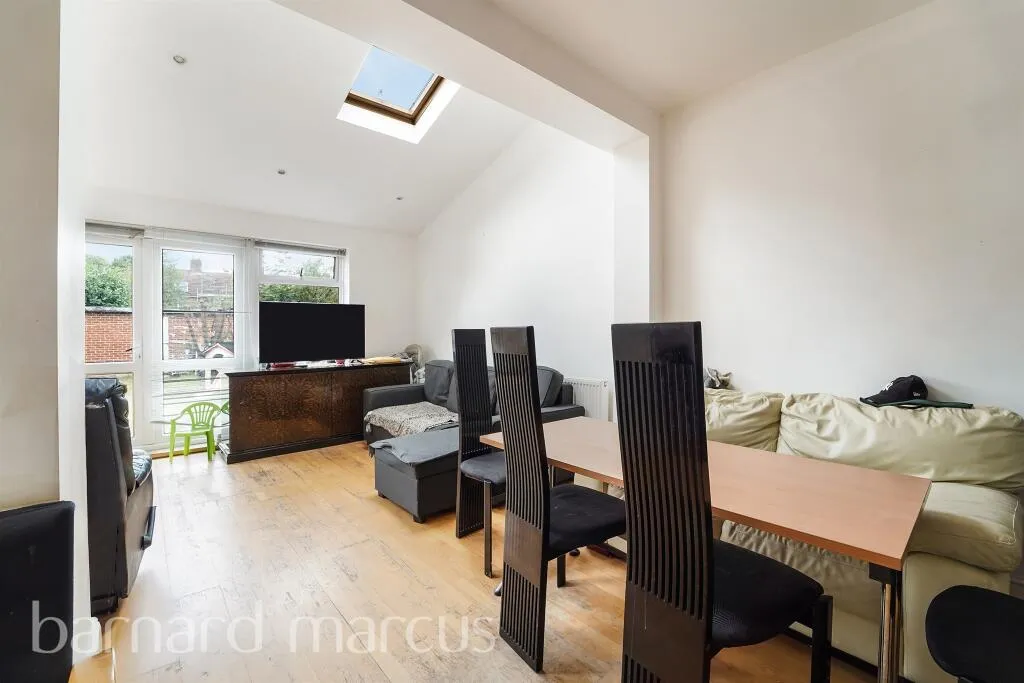 3 bed Semi-Detached