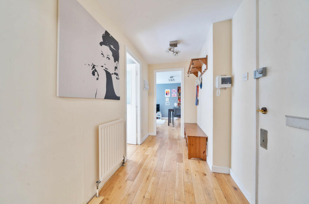 1 bed Apartment