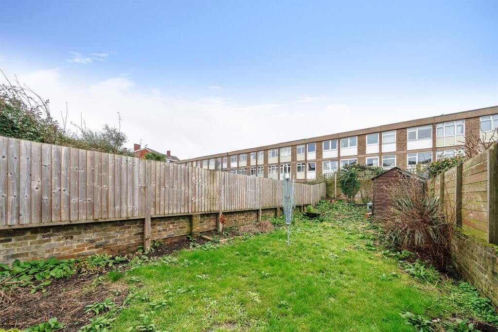 3 bed Apartment