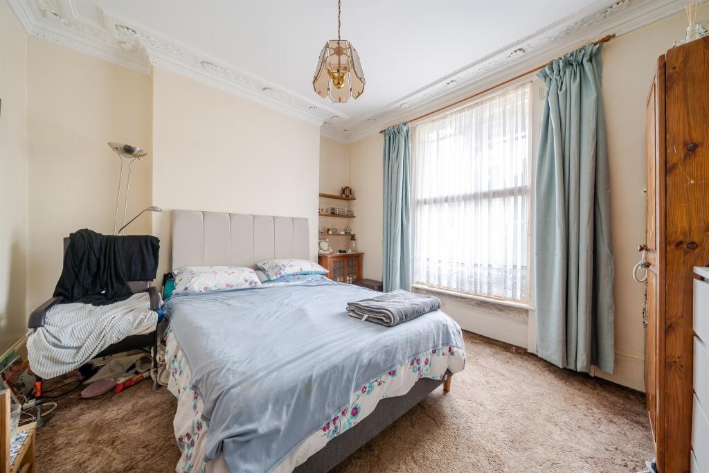 3 bed Apartment