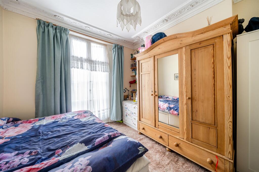 3 bed Apartment