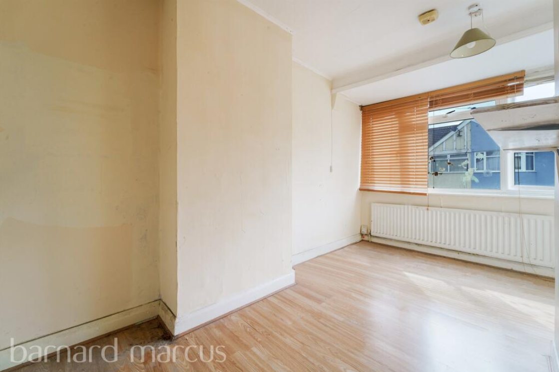 3 bed Terraced