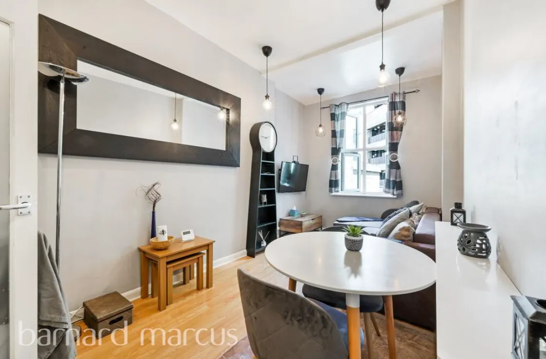 1 bed Apartment