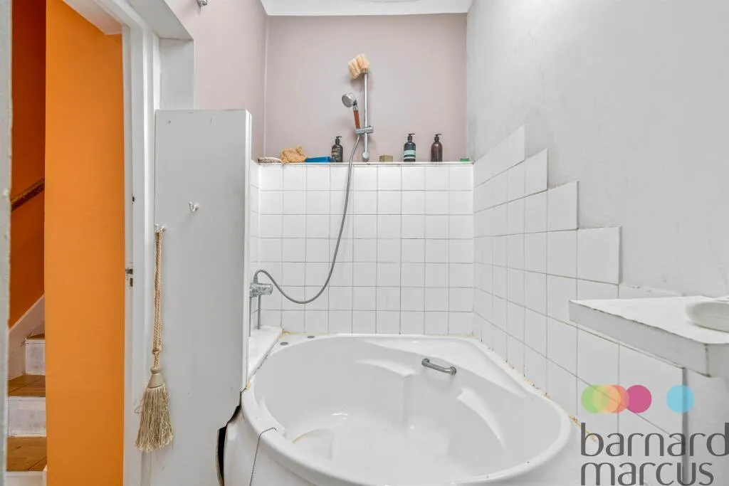 2 bed Apartment