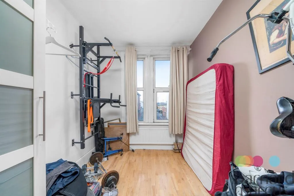 2 bed Apartment
