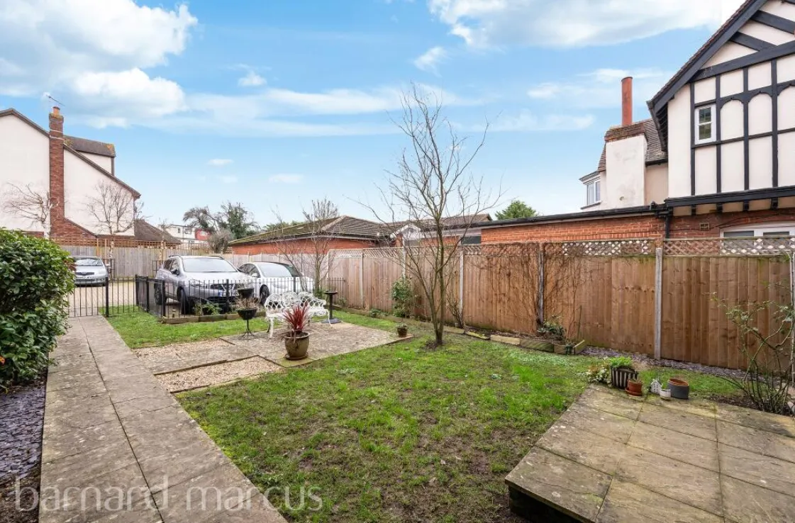 2 bed Apartment