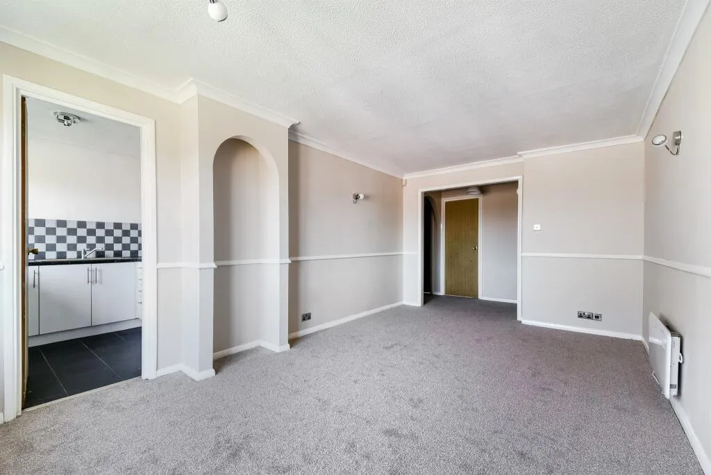 2 bed Apartment