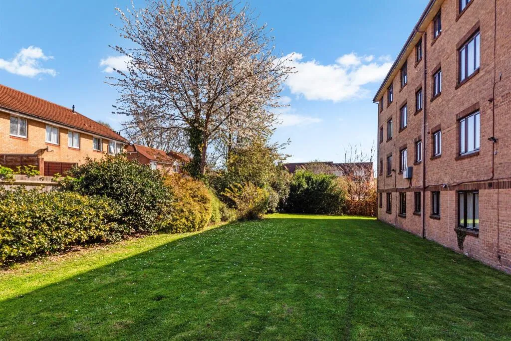 2 bed Apartment