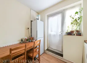 1 bed Semi-Detached