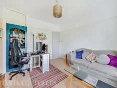 2 bed Apartment