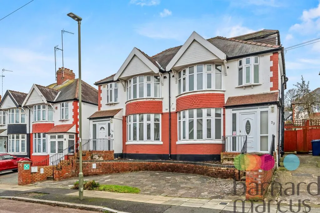 6 bed Semi-Detached