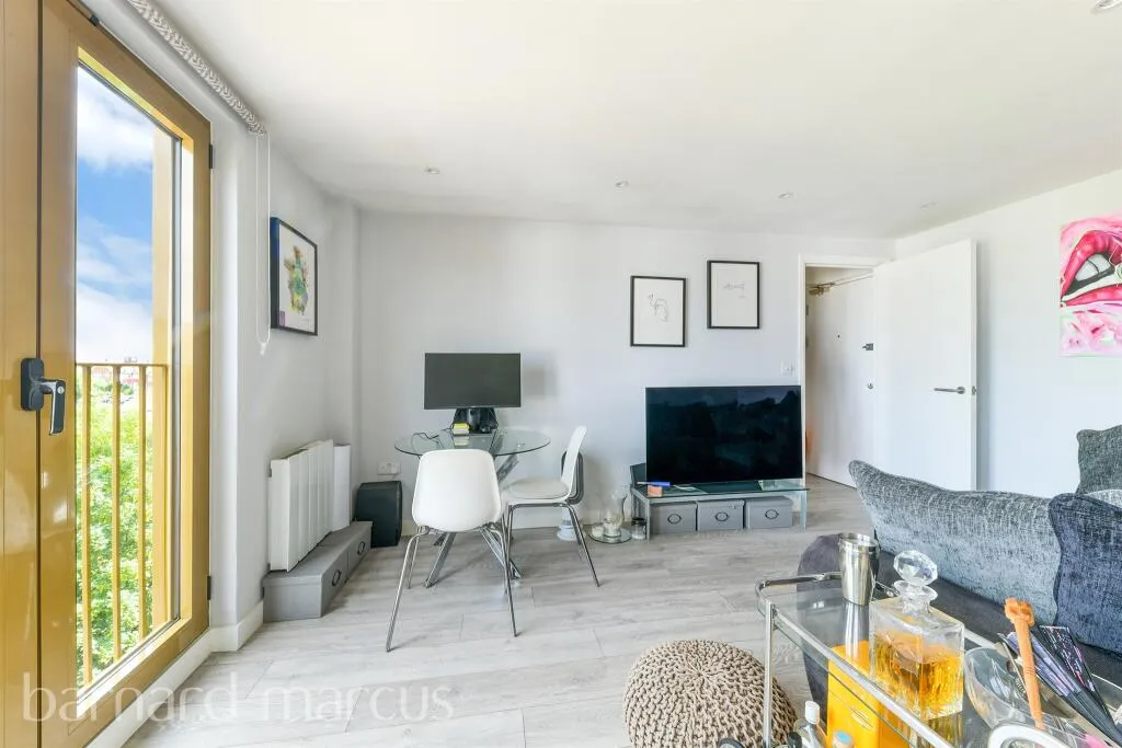 1 bed Apartment