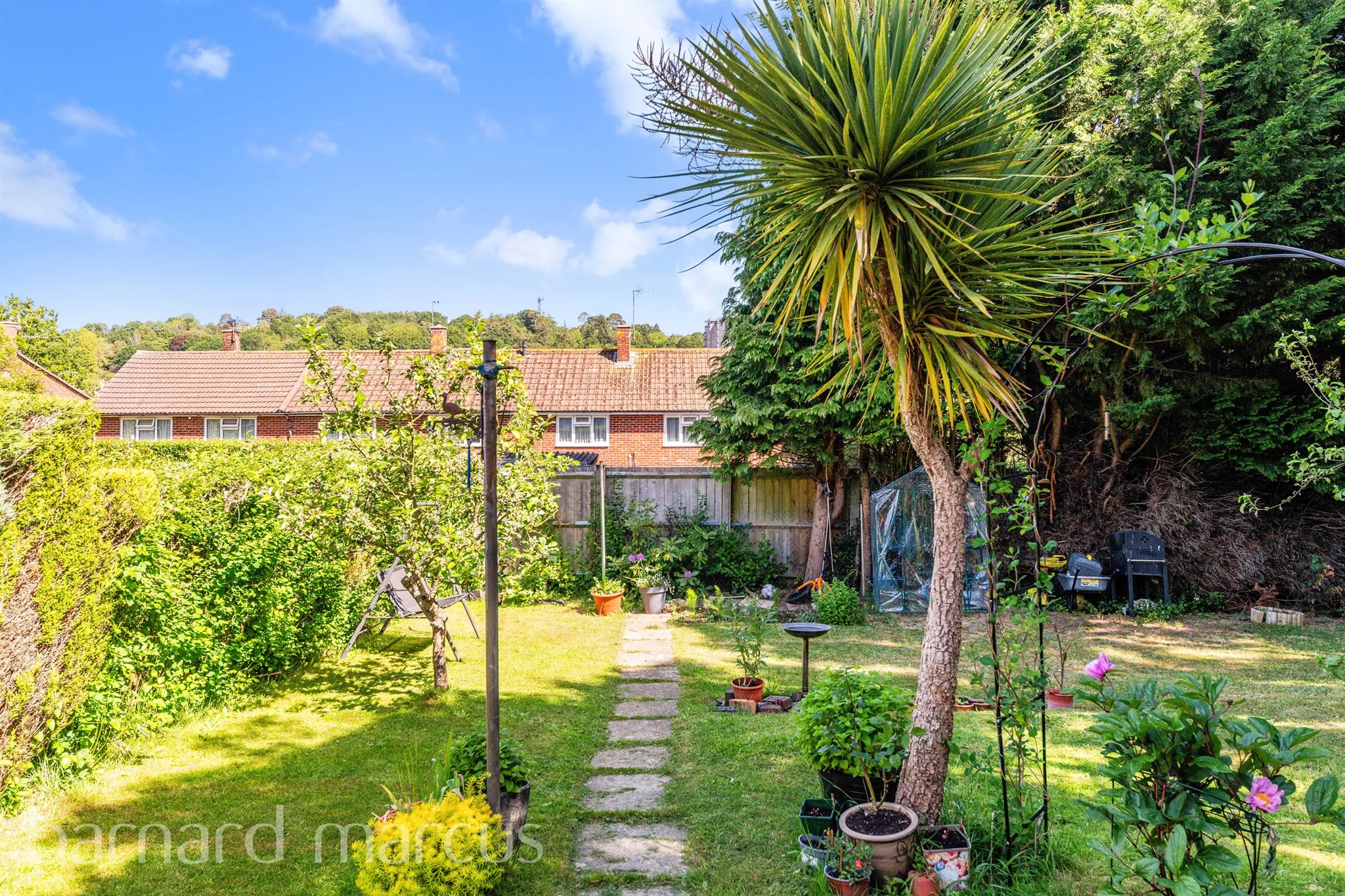 2 bed End of Terrace